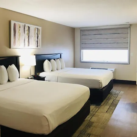 Stanford Inn & Suites Anaheim